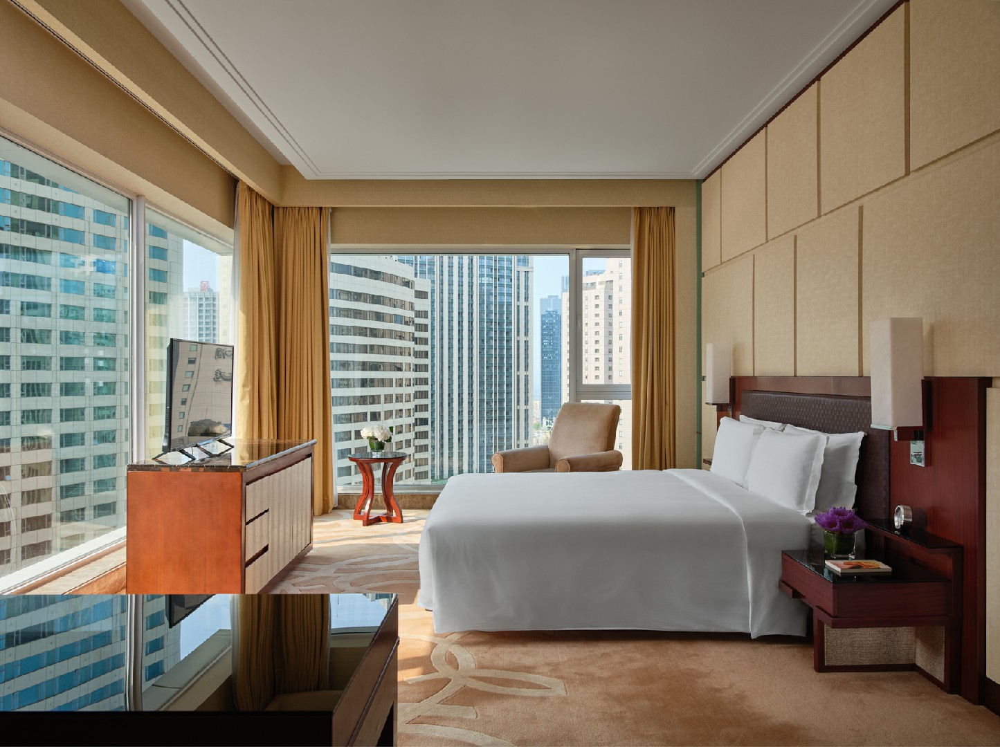 New World Dalian-Executive Suite Room.jpg